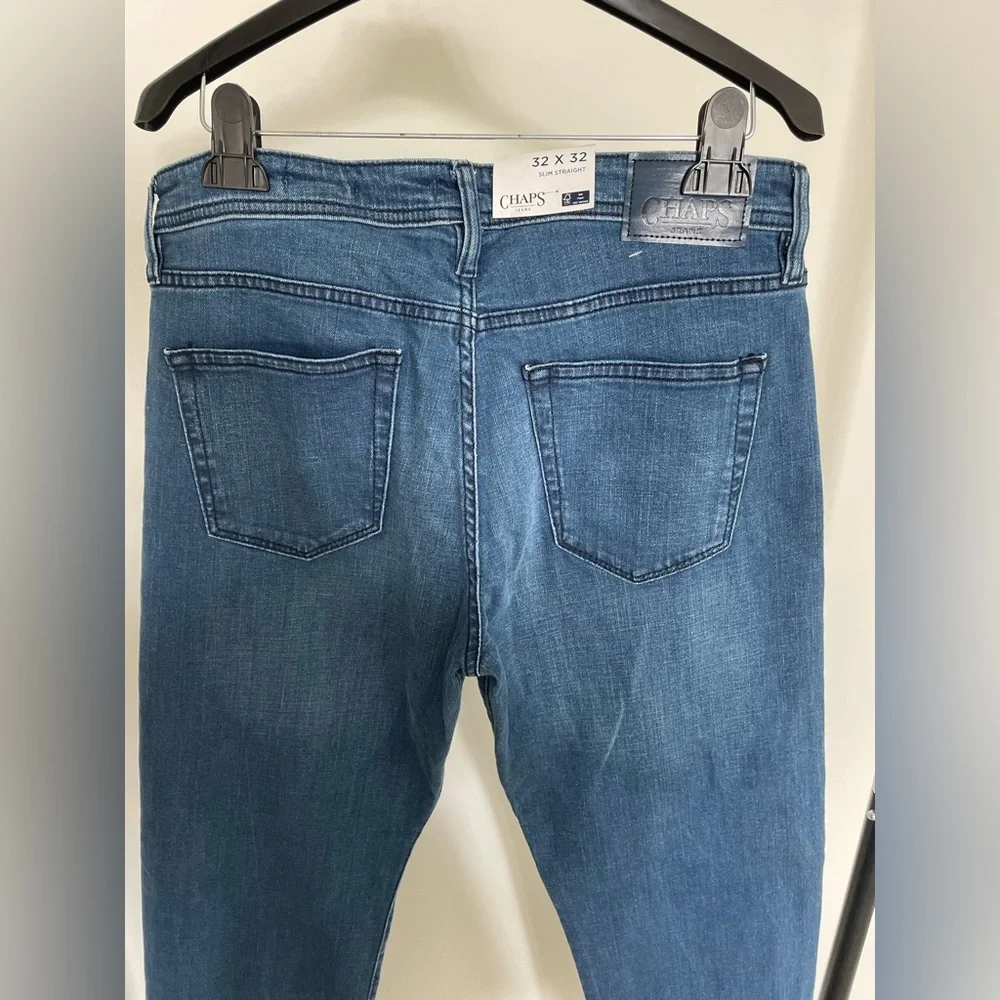 NWT Chaps Blue Slim Straight-Leg Jeans with Classic Fit 32x32